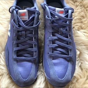 NEW BALANCE:  442 Retro Sneaker Periwinkle Blue